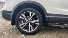 Nissan Qashqai 1.2 DiG-T N-Connecta 5dr Petrol Hatchback